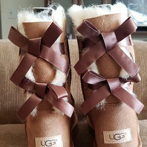 Ugg Bailey Bow II Chestnut